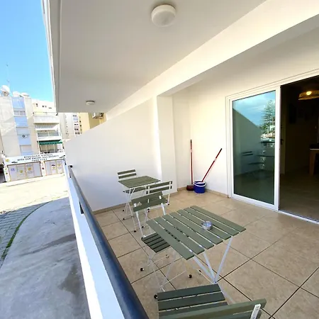 Cozy 2br Apt, Perfect For Getaways