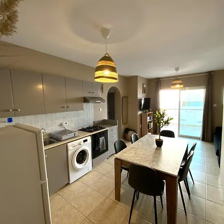 公寓 Cozy 2br Apt, Perfect For Getaways *