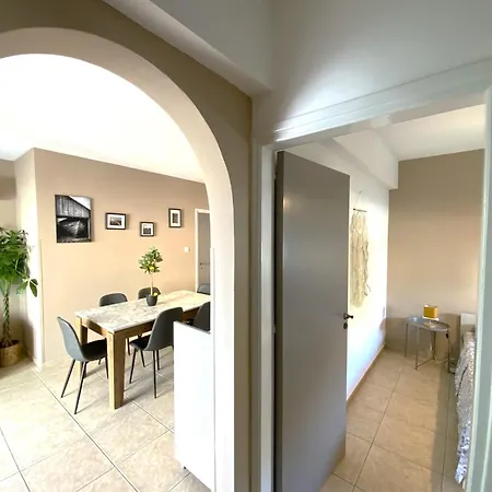 Cozy 2br Apt, Perfect For Getaways * Larnaca